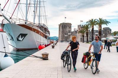 Radfahrer in Trogir