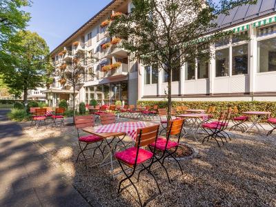 Hotel Isarwinkel Gastgarten