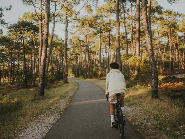 Radfahrer bei Lacanau