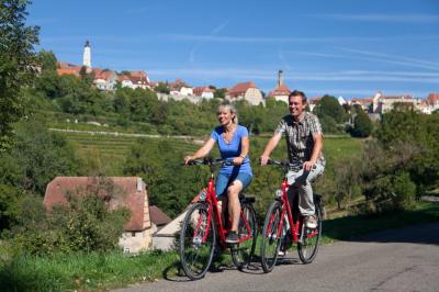 Radfahrer im Taubertal