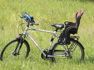 Herrenrad mit Kindersitz