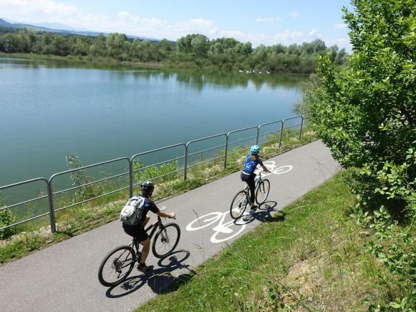 Radeln in der Flussidylle am Dunajecradweg